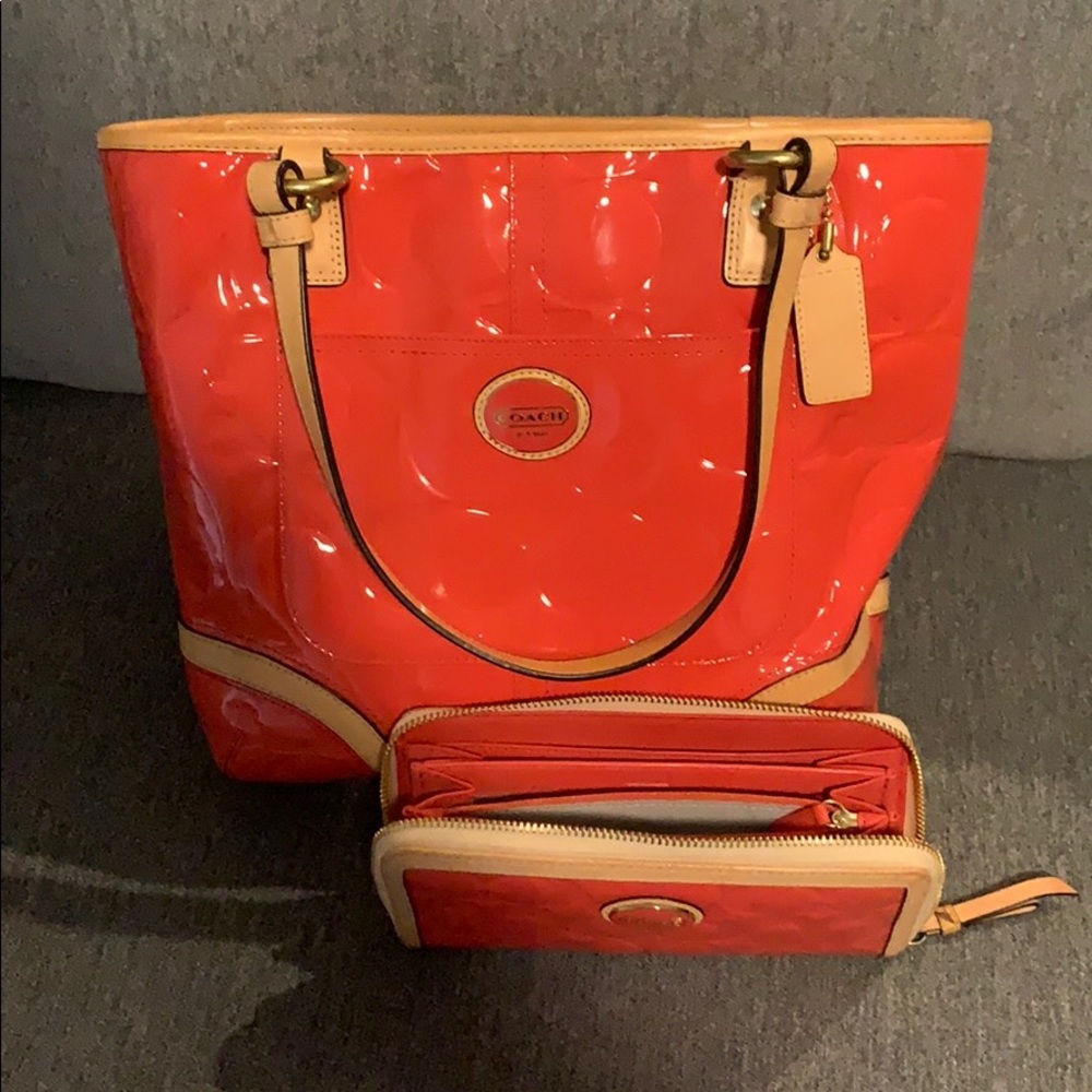Coach purse/wallet